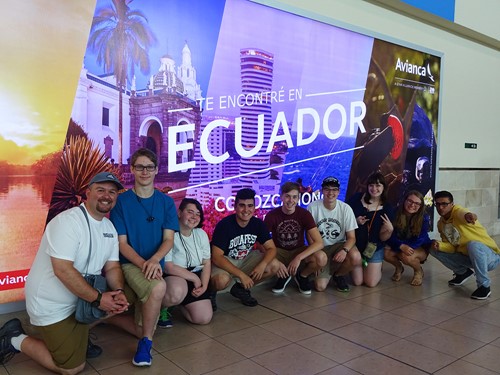 ¡Mucho amor, Ecuador!