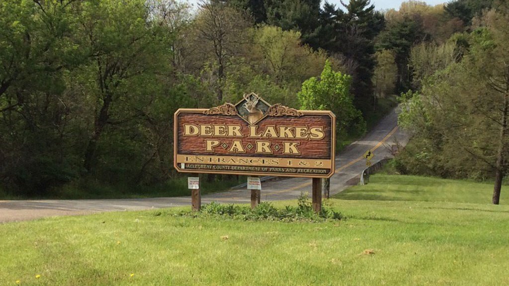 Deer Lakes Park
